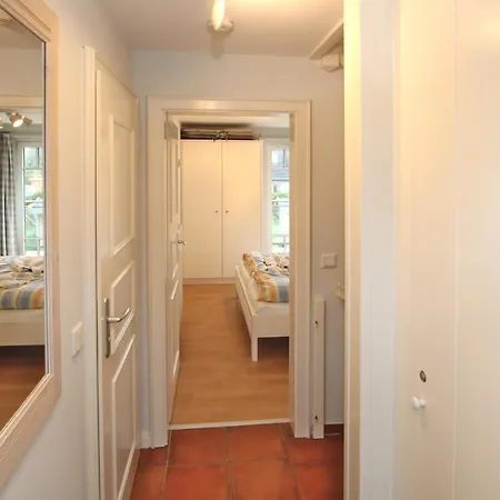 Wiesenweg 4a, Whg 2 Nyaraló Wyk auf Föhr